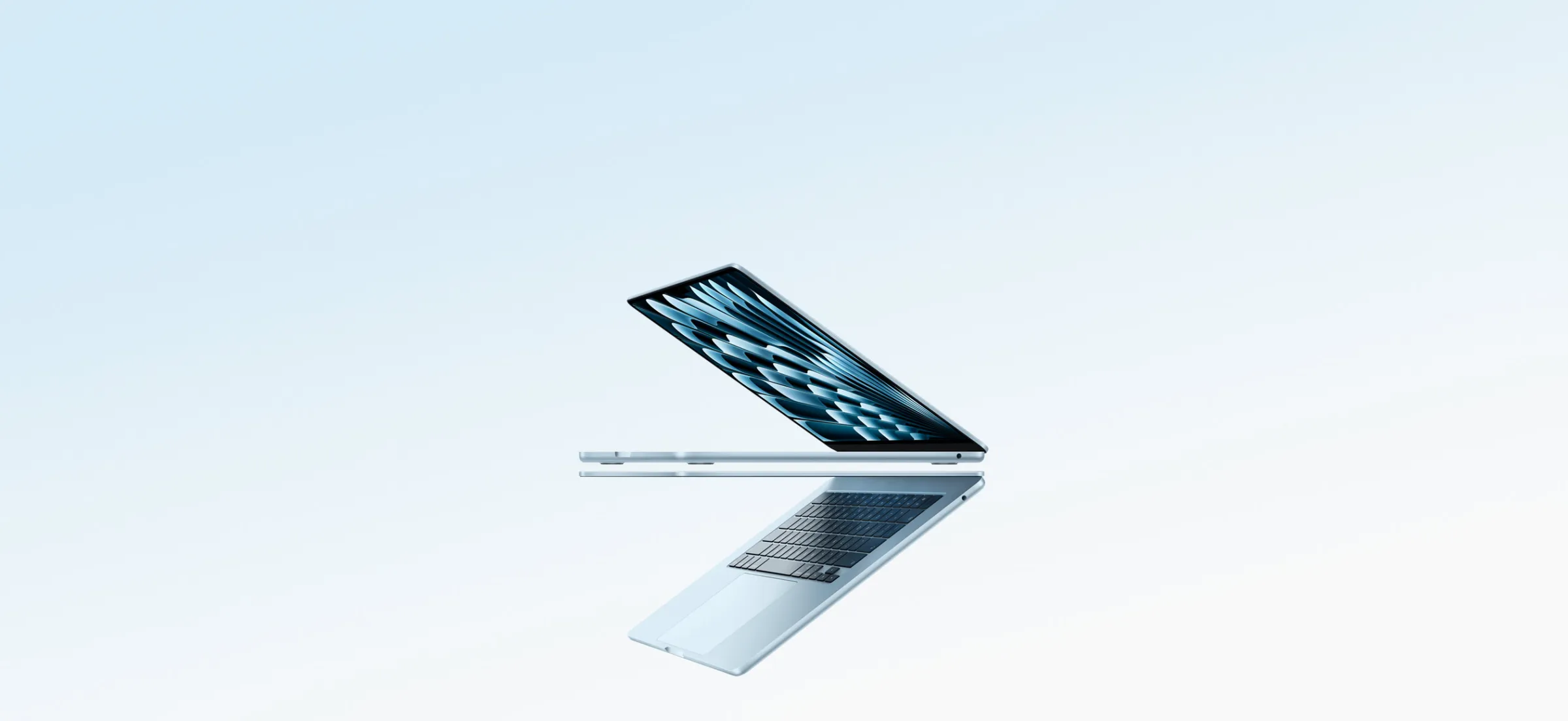 MacBook Air M5 لون أزرق سماوي